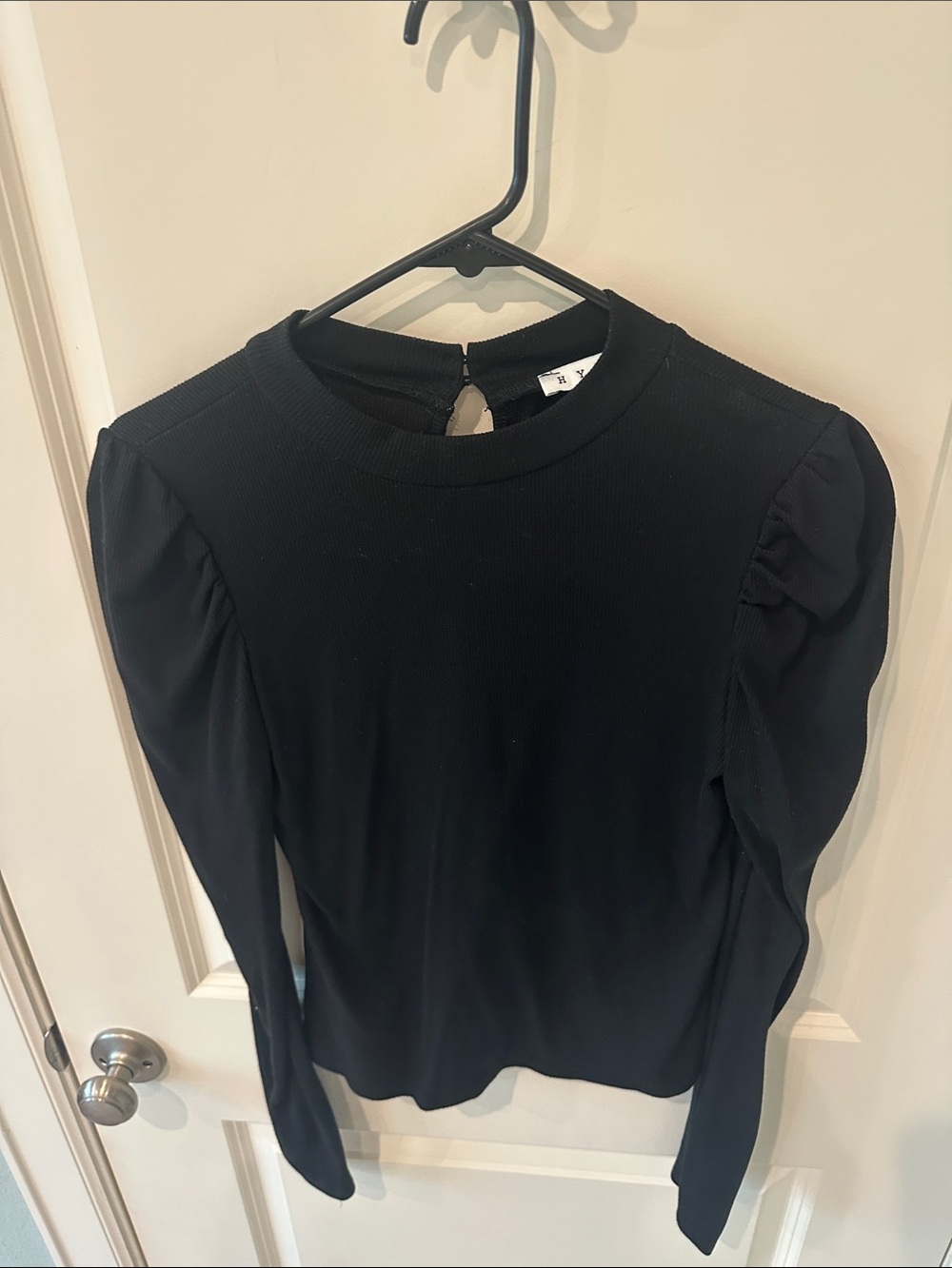 HYFVE Black Puff-Sleeve Long Sleeve Top